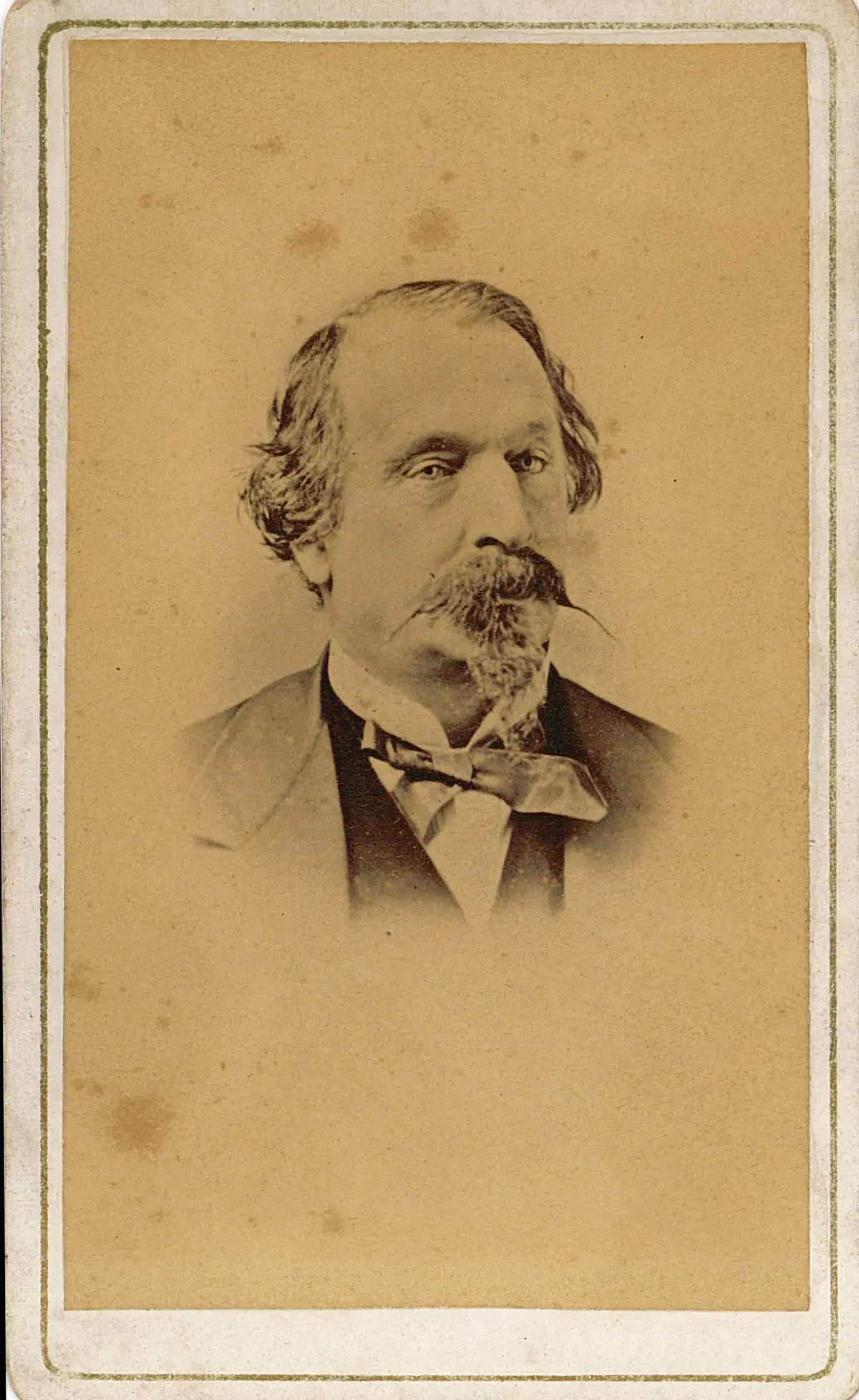 Visite guidée costumée immersive de la Ville d’Hiver « Vivez à l’époque de Napoléon III »