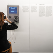 Visite guidée de l'exposition 'Shoah' de Claude Lanzmann, les enregistrements inédits