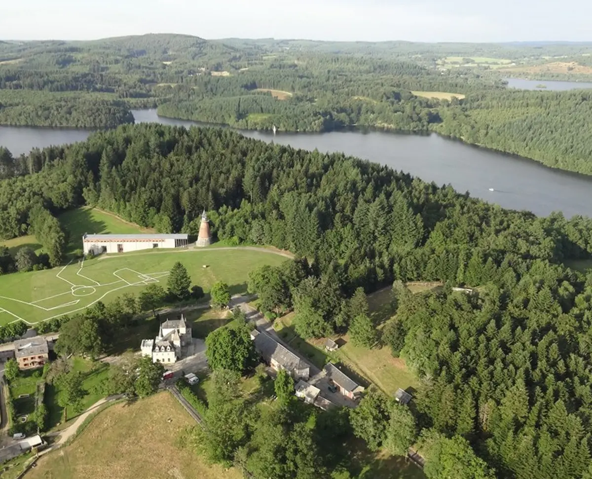 Visite guidée de l'Île de Vassivière et ses architectures