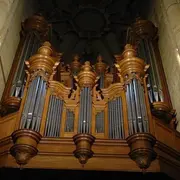 Visite guidée de la Basilique de Mézières, ses vitraux et son trésor d'art sacré