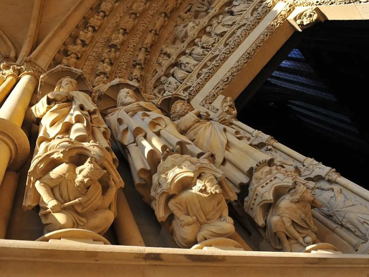 Visite guidée de Metz - à chacun son costume
