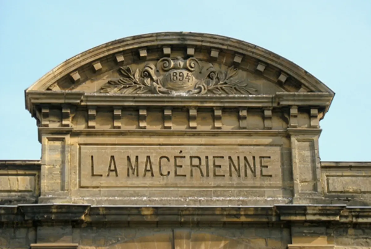 Visite guidée de Mézières et la Macérienne