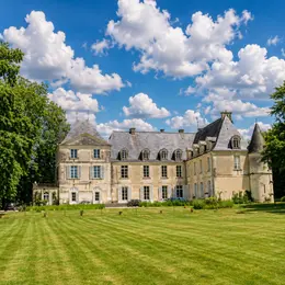 Visite guidée des exterieurs du château de Chaillou