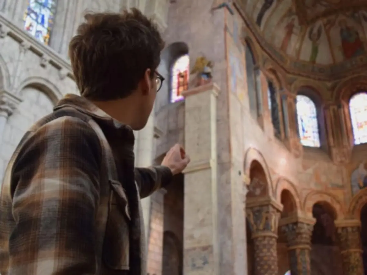 Visite guidée des sites célèbres de Poitiers (86)