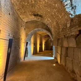 Visite guidée des souterrains de l'amphithéâtre