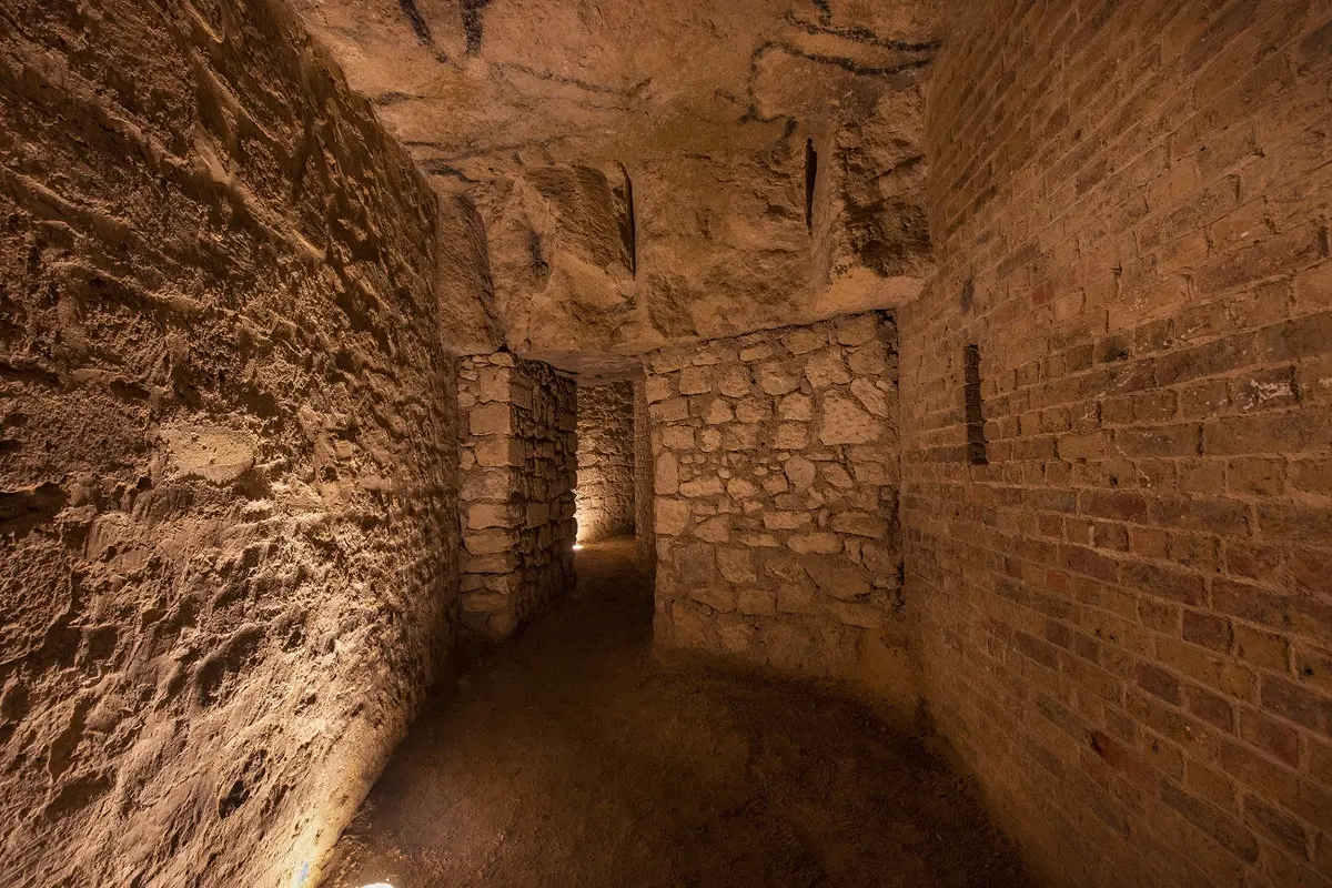 Visite guidée des souterrains de Laon