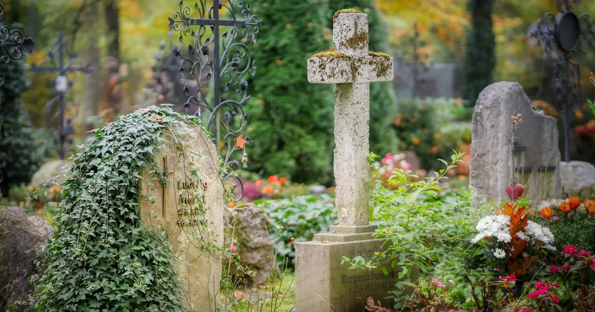 Visite guidée du Cimetière des Ursulines à Amboise