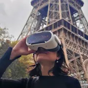 Visite guidée en réalité virtuelle à la Tour Eiffel à Paris 7ème