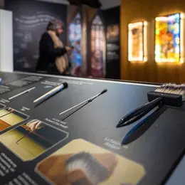 Visite guidée histoire et techniques du vitrail