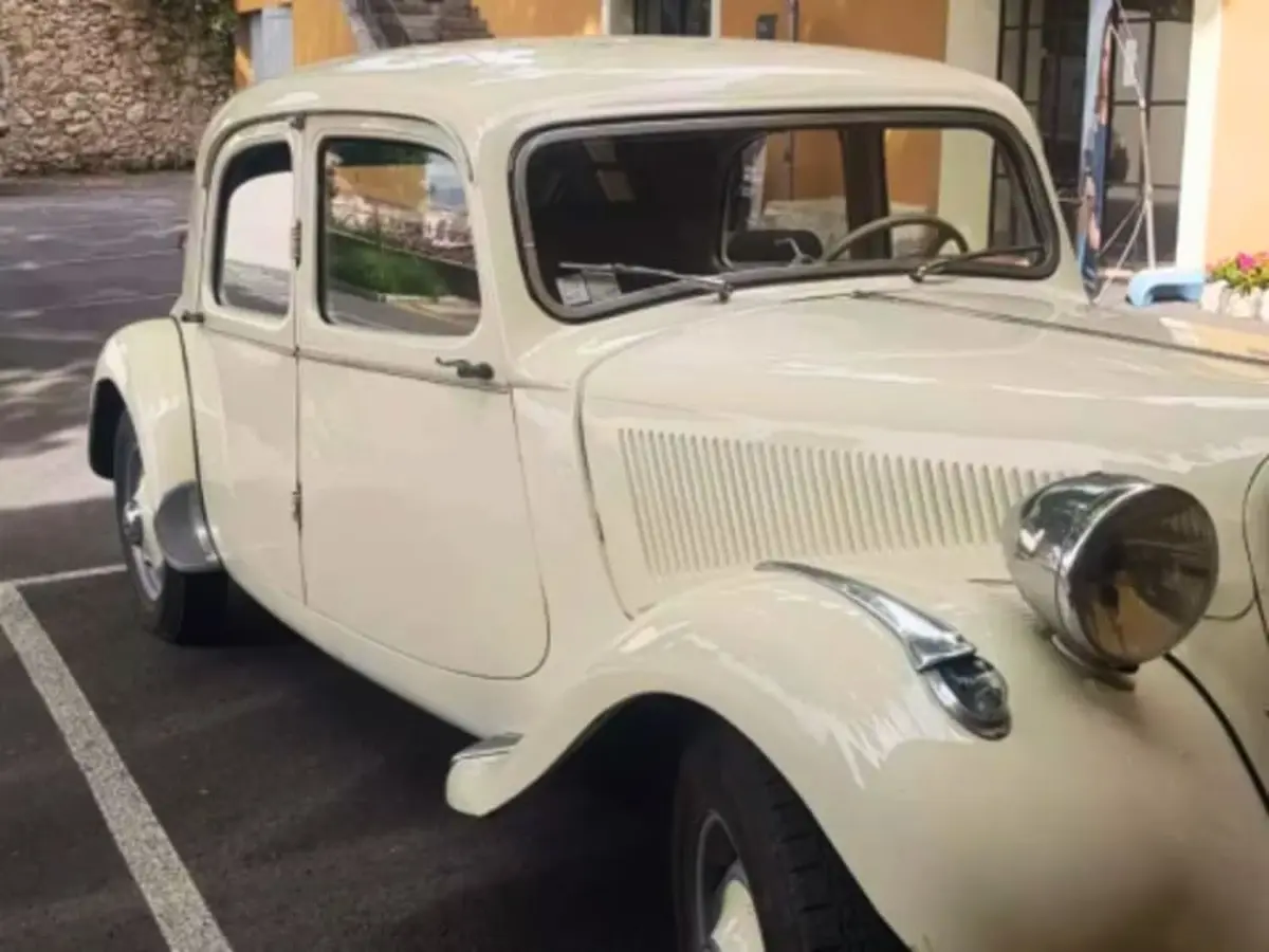Visite guidée La route des parfums en Traction Avant à Grasse