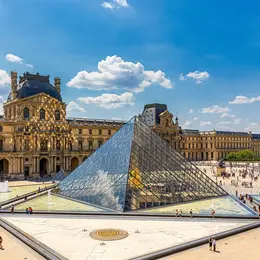 Visite guidée : Les secrets des façades du Louvre