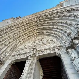 Visite guidée : Notre-Dame de Paris son intérieur restauré