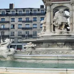 Visite guidée privative de la Presqu'île de Lyon (69)