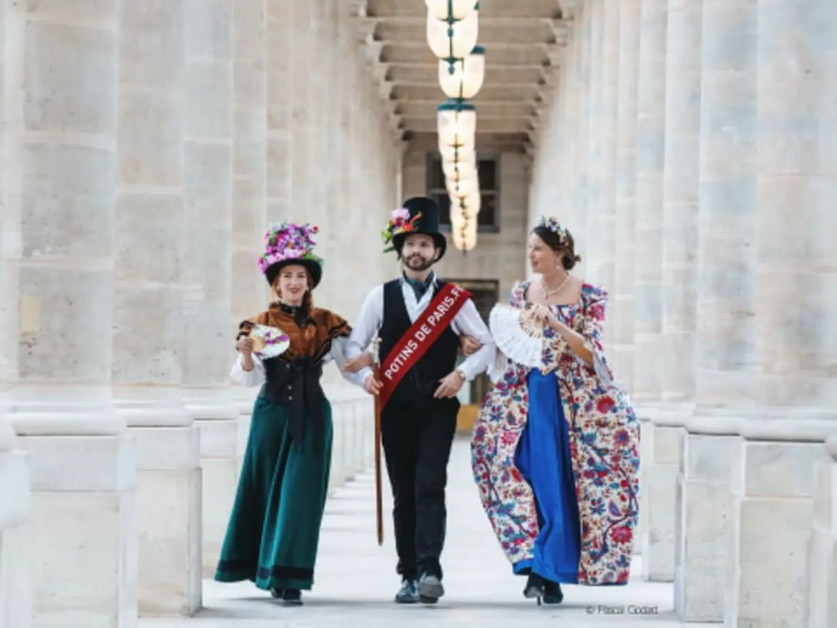 Visite guidée privative Unexpected Paris, 500 years of Gossip