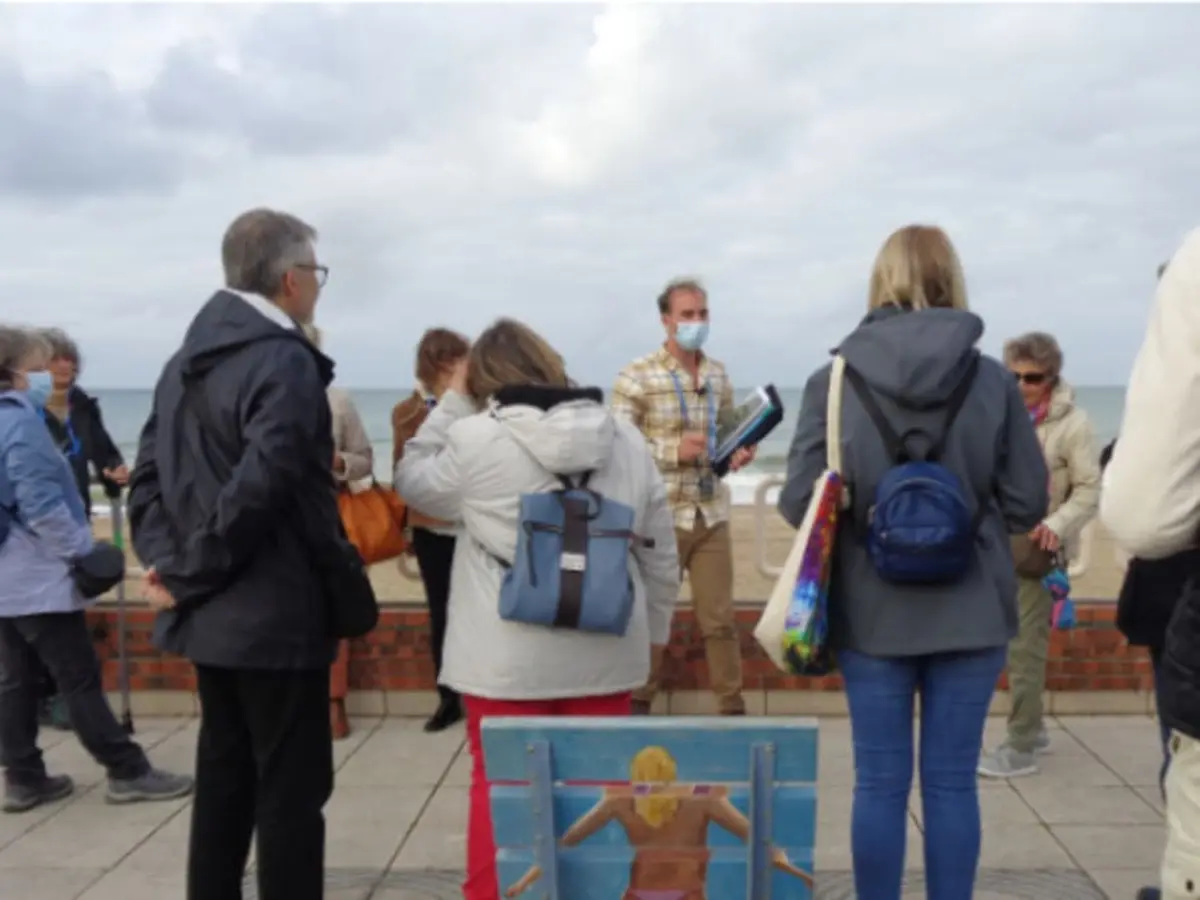 Visite guidée privée de Villers-sur-mer(14)