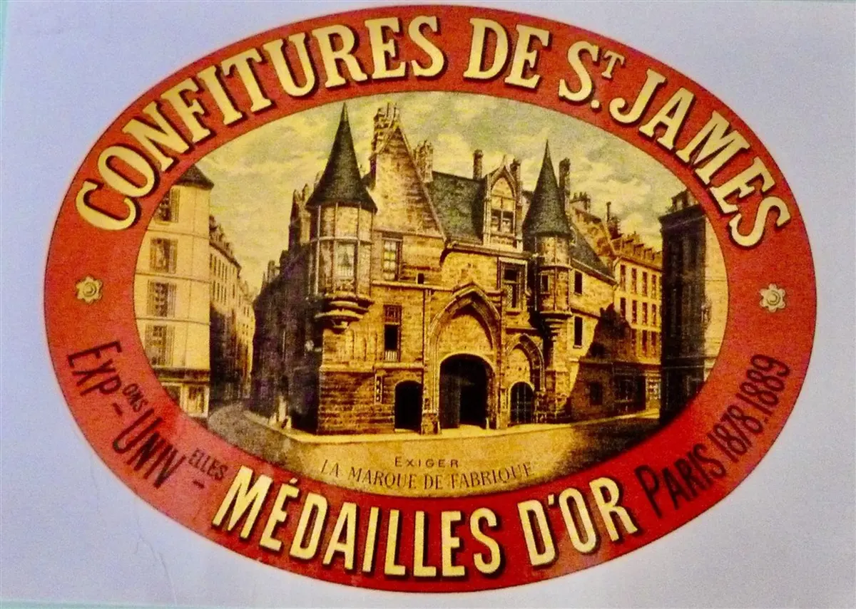 Visite guidée surprenante du Marais splendide !