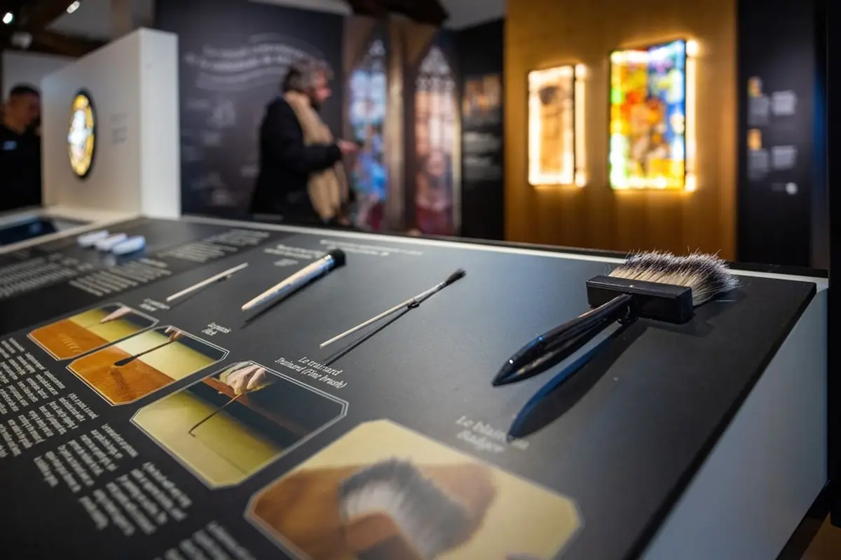 Visite histoire et techniques du vitrail