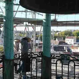 Visite, l’hôtel de ville en chantier : splendeur retrouvée des toitures