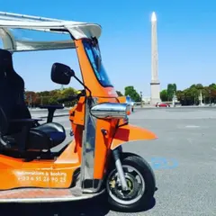 Visite Paris Curieux en TukTuk électrique