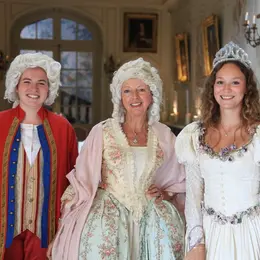 Visite théâtralisée aux chandelles : On s'agite au château !