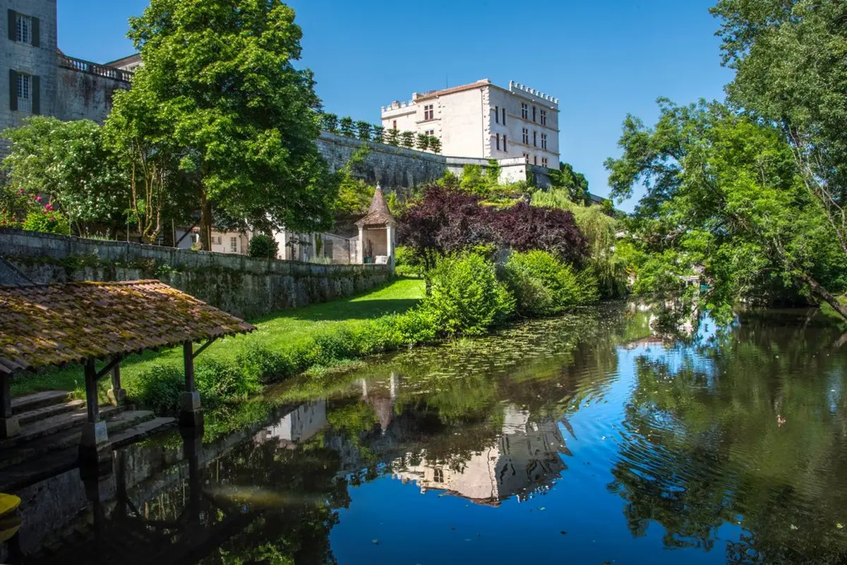 Visite théâtralisée avec la compagnie d'escrime l'âme des armes - Châteaux en fête