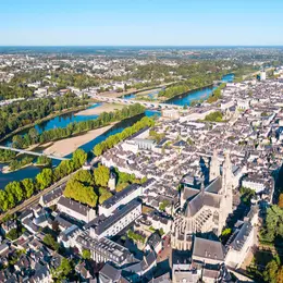 Visiter Tours en 1 jours et ne rien manquer