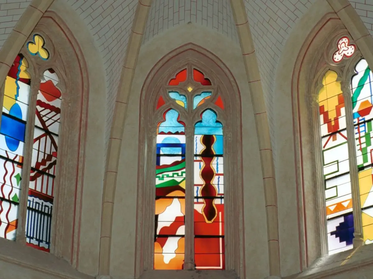 Vitraux, La Couleur De La Lumière