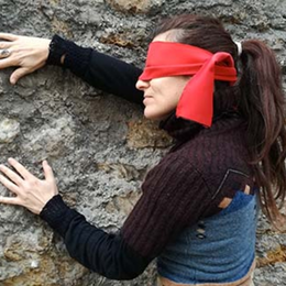 Vivre une expérience inédite les yeux bandés !