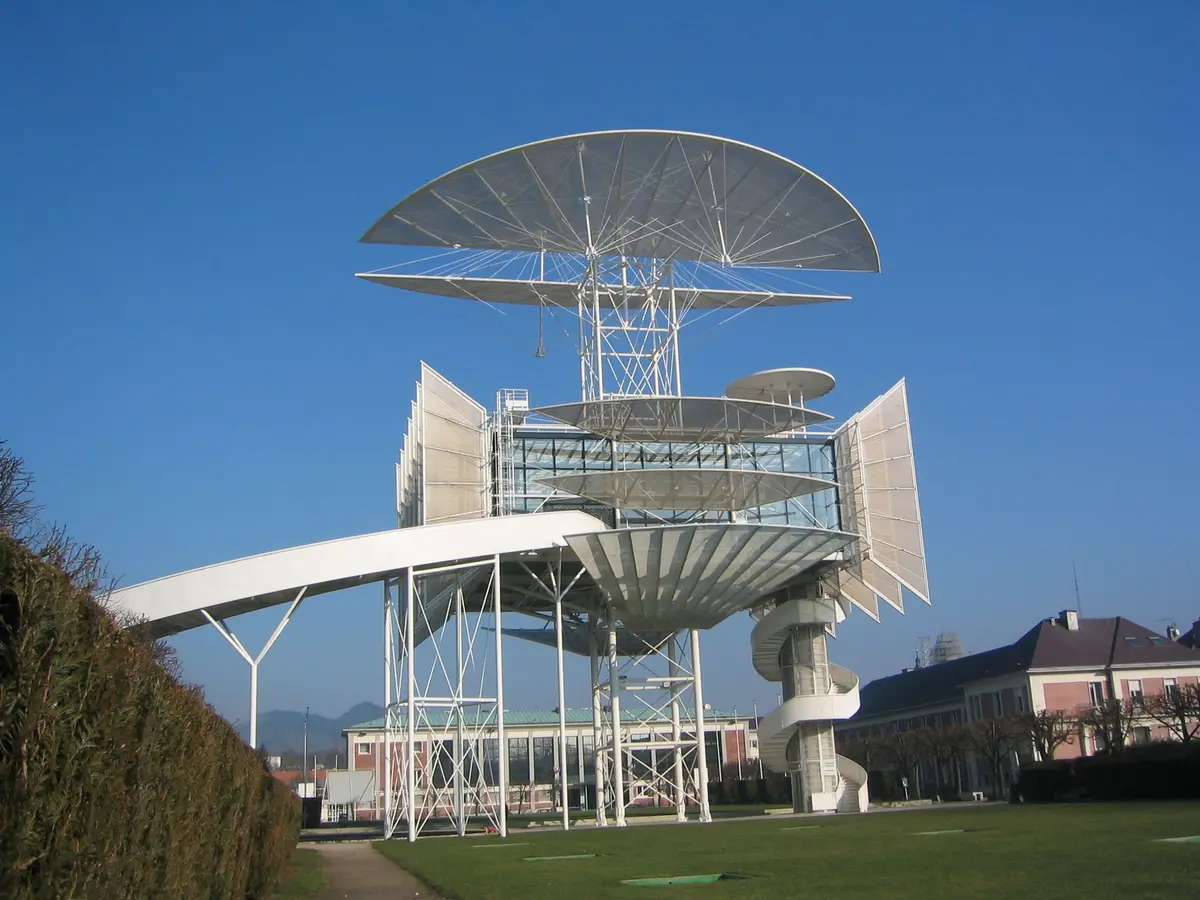 Voir la tour de la liberté