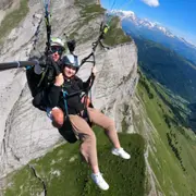 Vol ascendance Evasion en parapente depuis La Clusaz (74)