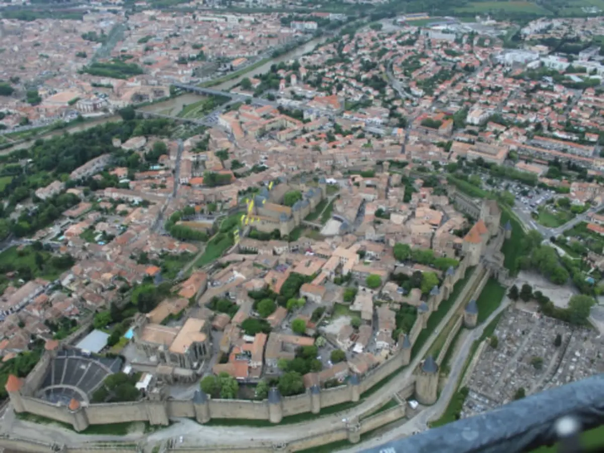 Vol en hélicoptère à Carcassonne (11)
