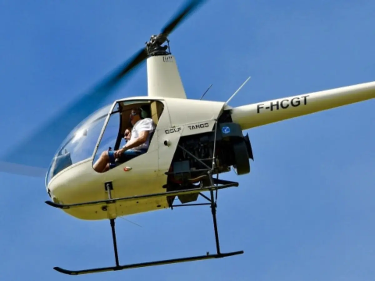 Vol en hélicoptère à Toussus-le-Noble (78)