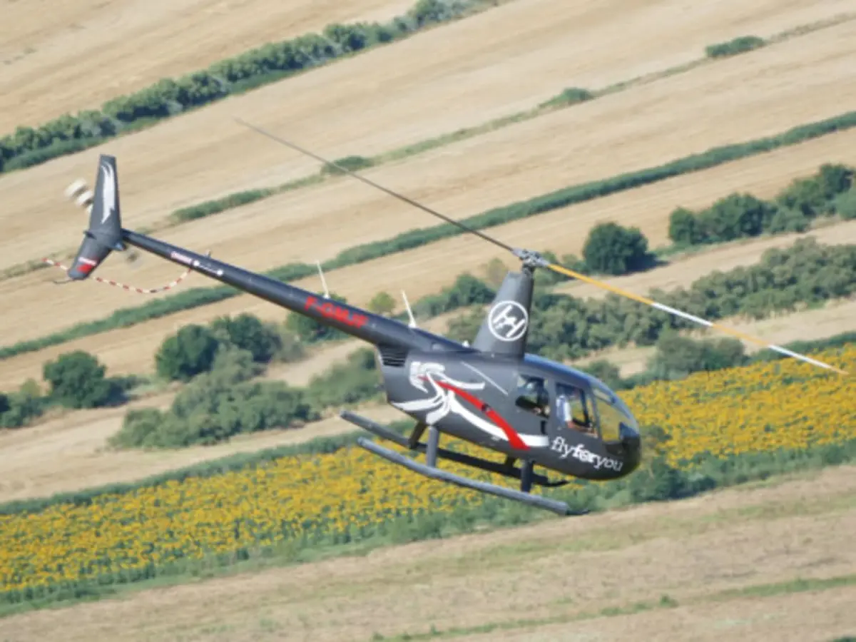 Vol en hélicoptère au-dessus de Marsillargues (34)