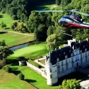 Vol en hélicoptère au-dessus des Châteaux de l'Essonne (91)