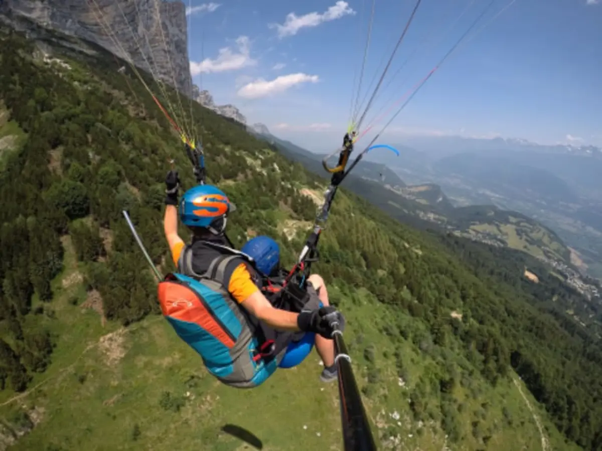 Vol en Parapente à Lumbin (38)