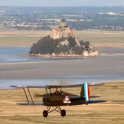 Vol en ULM Biplan Vintage à Dinard (35)