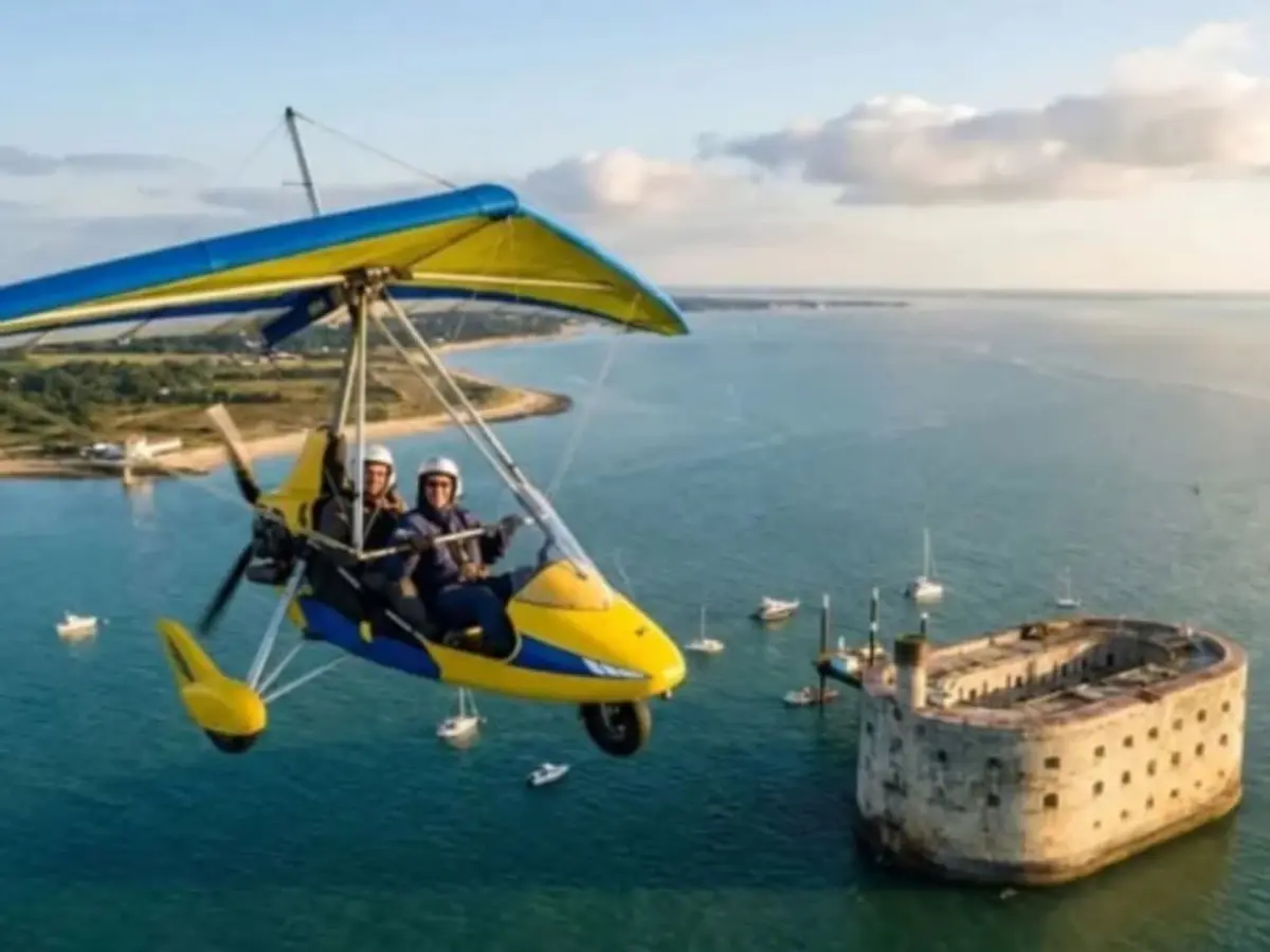 Vol en ULM pendulaire à Marennes (17)