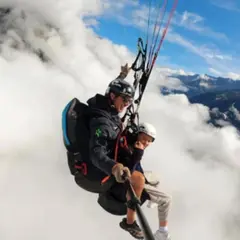 Vol enfant en Parapente depuis le plan de l'Aiguille à Chamonix