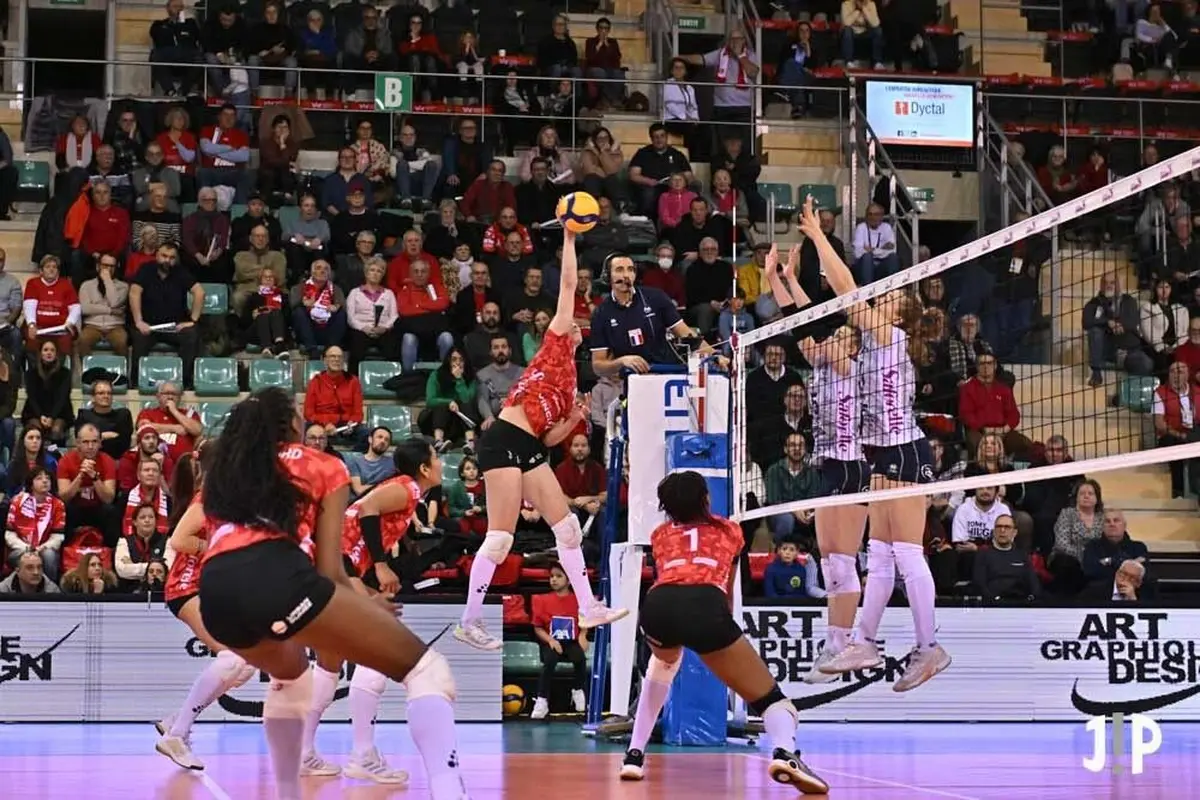 Les joueuses du Volley Mulhouse Alsace s’apprêtent à disputer un match à haute intensité face aux championnes serbes de ŽOK Ub.