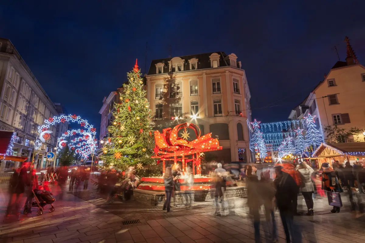 Vous avez un sapin de 15 à 18 mètres ? Mulhouse le cherche pour Noël 2026