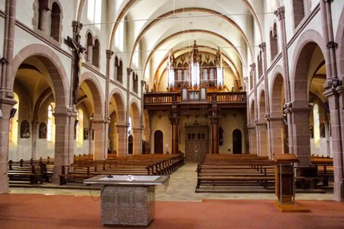 Vue intérieure de l'église Saint Jean-Baptiste à Buhl