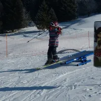 Premiers pas en ski pour les enfants au parc Wiidoo'Gliss DR