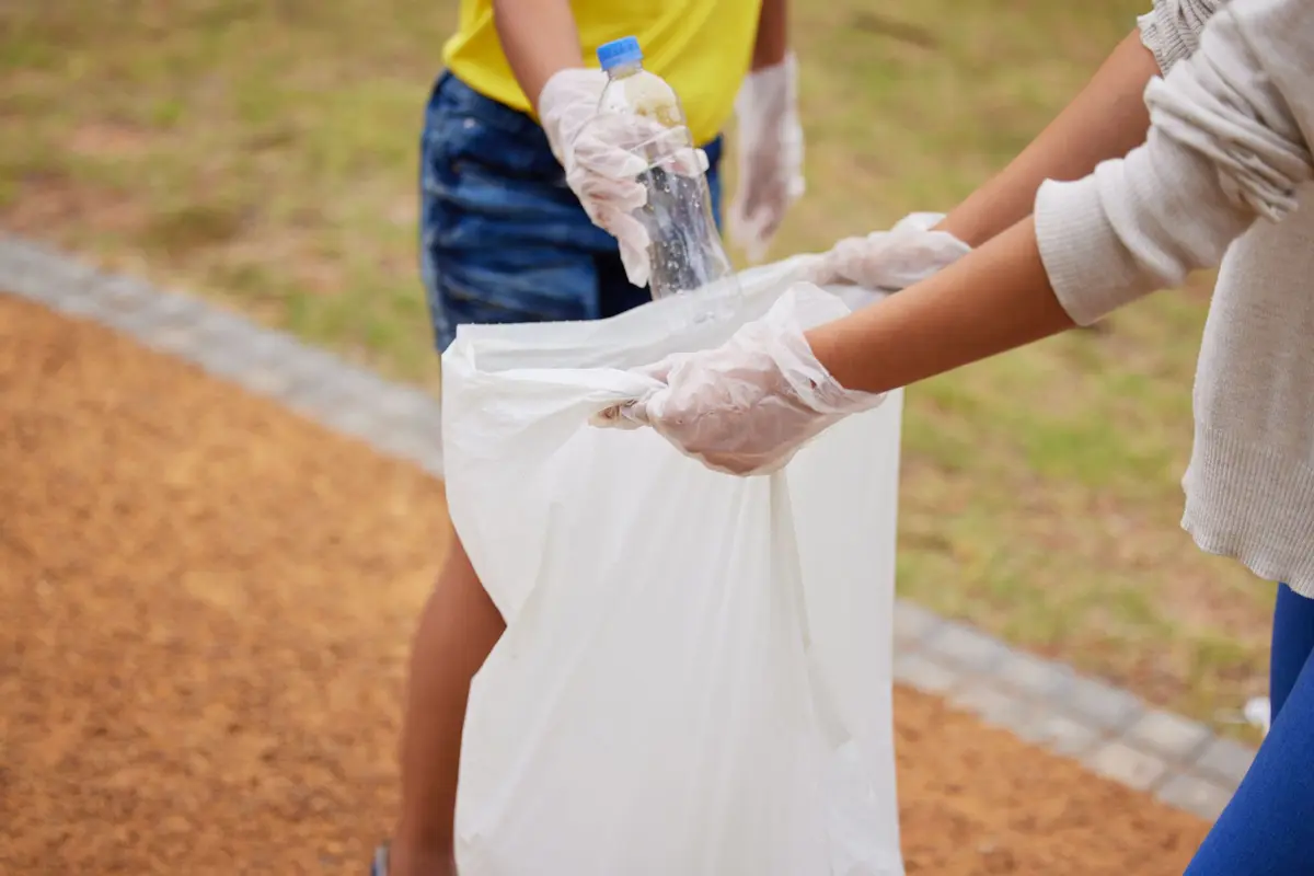World Cleanup Day près de Nantes : deux collectes de déchets organisées à Orvault