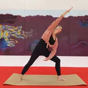 Yoga face aux œuvres, Maison des arts à Cajarc