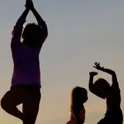 Yoga parents/enfants et atelier bien-être et femmes enceintes à Assier